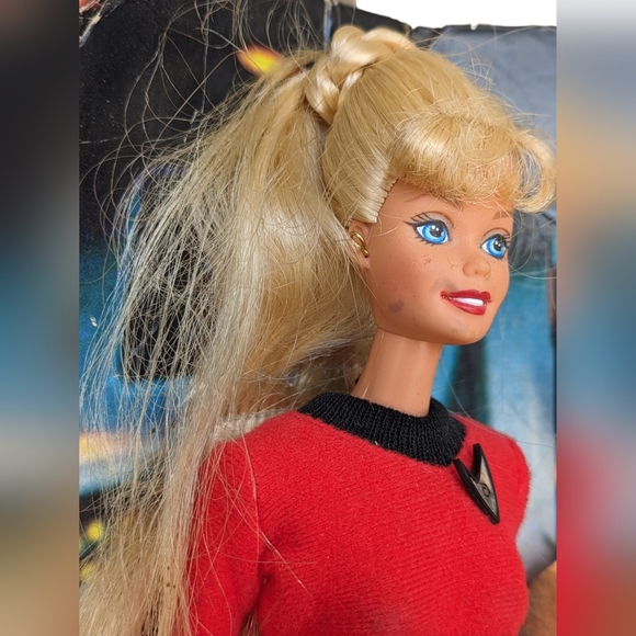 Barbie & Ken Star Trek Gift Set (30th Anniversary Collector Edition) 1996 Mattel - Picture 4 of 12